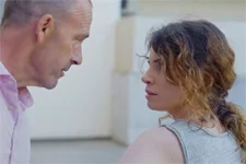 Plus belle la vie en avance : Vincent démasque la mère porteuse de Céline !