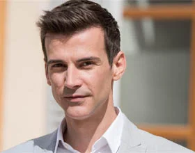 Plus belle la vie ? Florian Estève (Franck Borde)