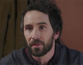 Plus belle la vie ? Francis Loubère (Grégory Cartelier)