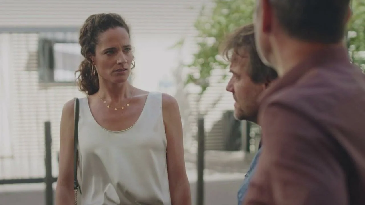 Plus belle la vie Indiscrétion : Boher et Patrick piègent Prune