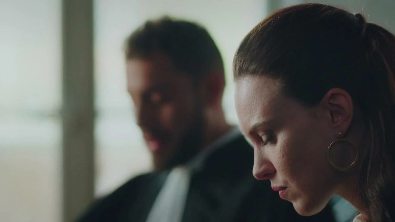 Plus belle la vie Indiscrétion : Elisa, complice d'un meurtre ?