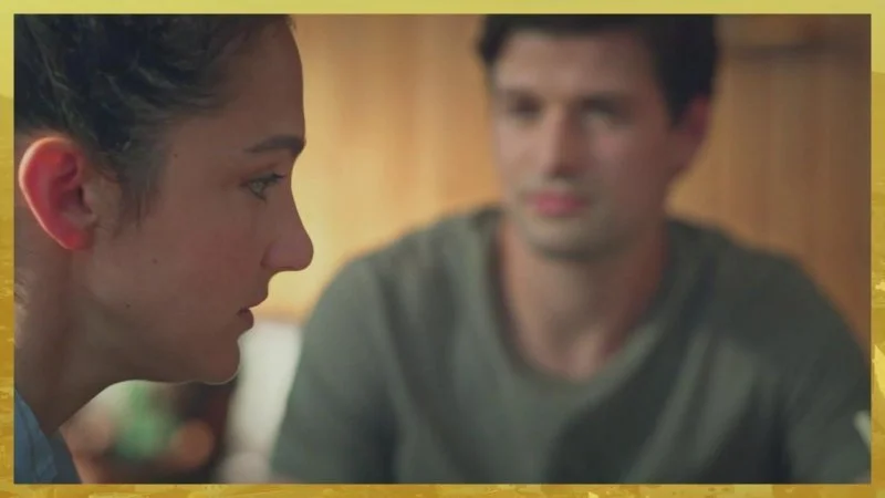 Plus belle la vie Indiscrétion : Emma apprend que Baptiste et Barbara flirtent...