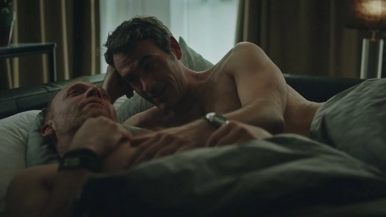 Plus belle la vie Indiscrétion : Eric se réveille de sa nuit d'amour