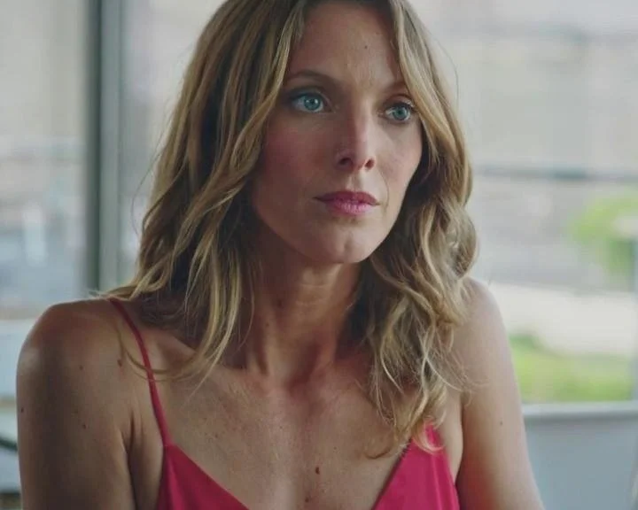 Plus belle la vie Indiscrétion : Estelle attend sa seconde demande en mariage mais...