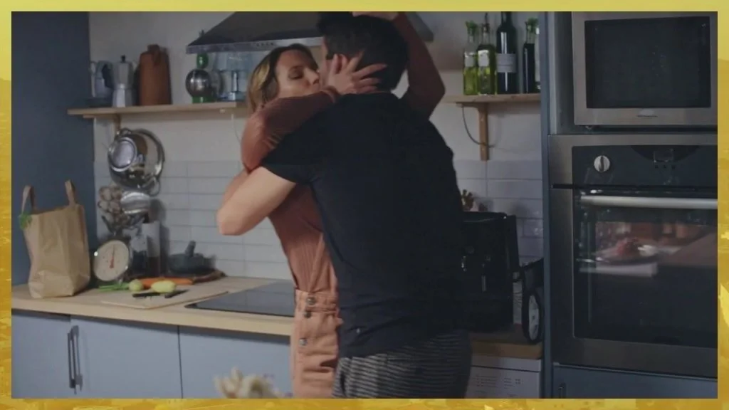 Plus belle la vie Indiscrétion : Estelle et Benjamin succombent à la tentation