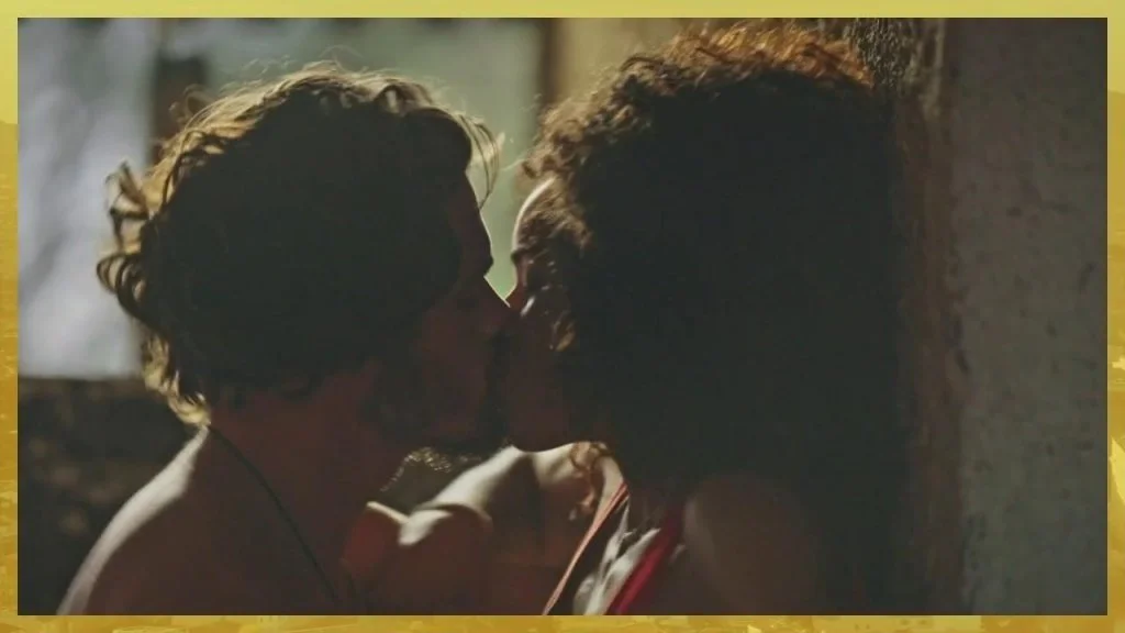 Plus belle la vie Indiscrétion : Fanny fait l'amour sur l'île