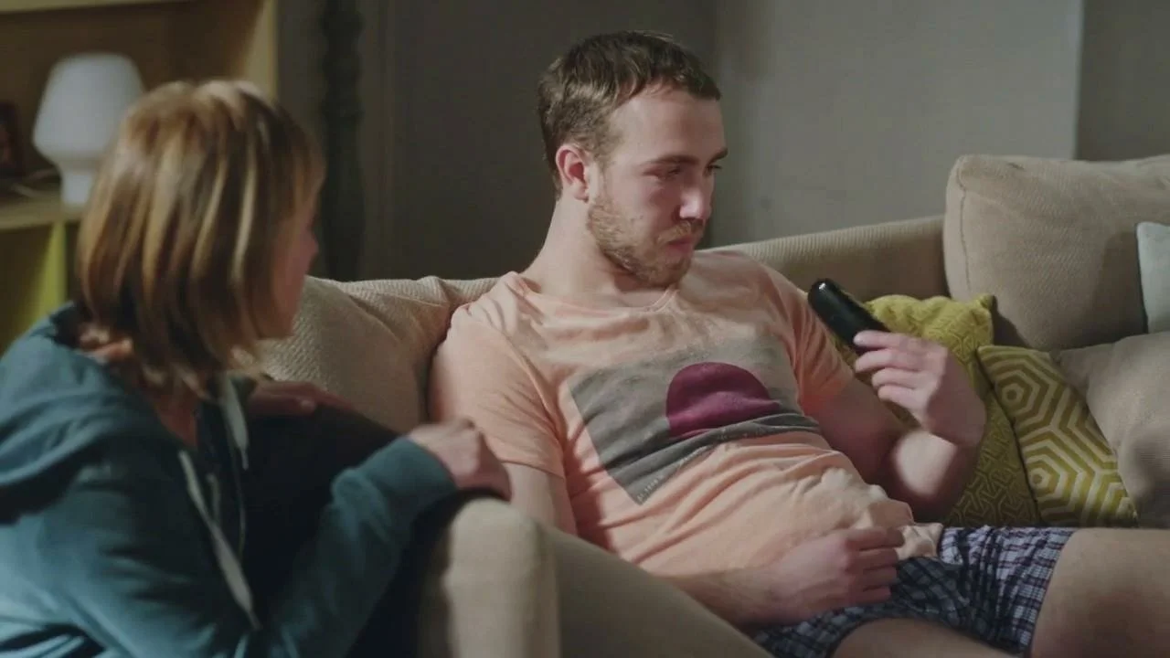 Plus belle la vie Indiscrétion : Kévin et Laetitia en pleine détresse