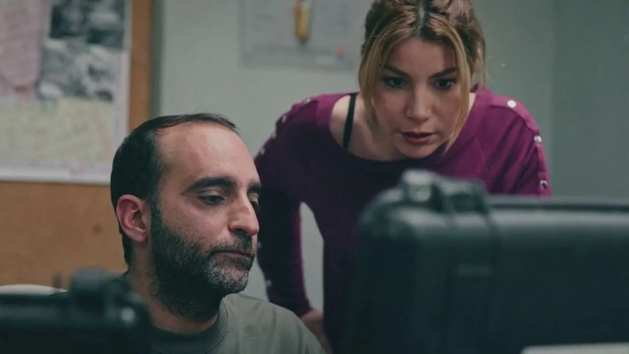 Plus belle la vie Indiscrétion : La photo qui va changer toute l'enquête d'Ariane