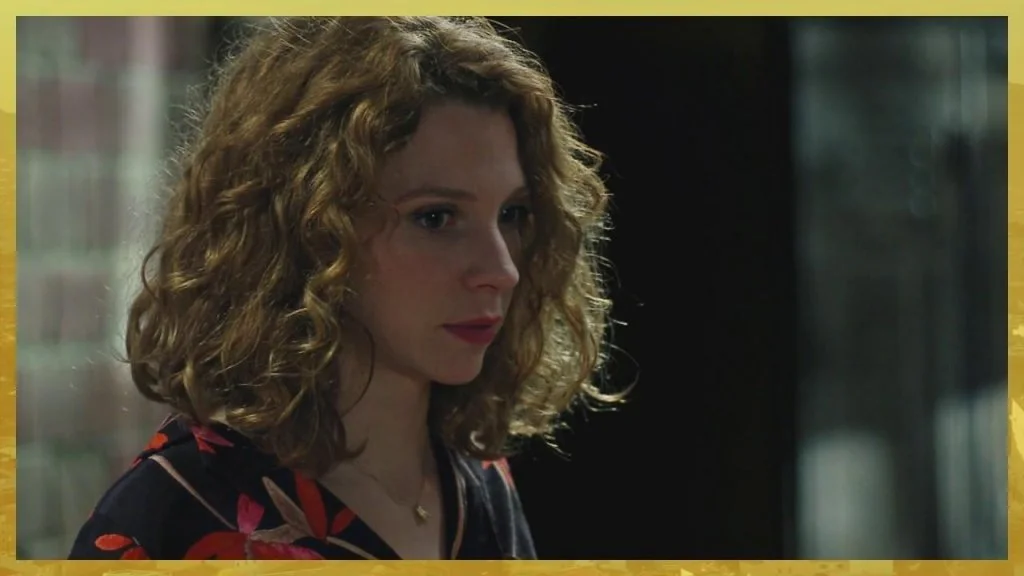 Plus belle la vie Indiscrétion : Léa enceinte de Jean-Paul ?