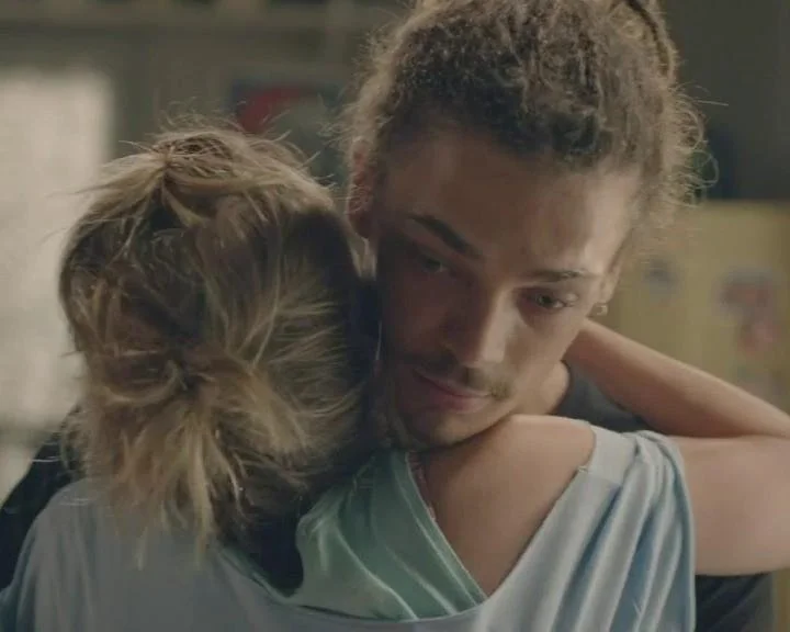 Plus belle la vie Indiscrétion : Rapprochement entre Baptiste et Barbara...