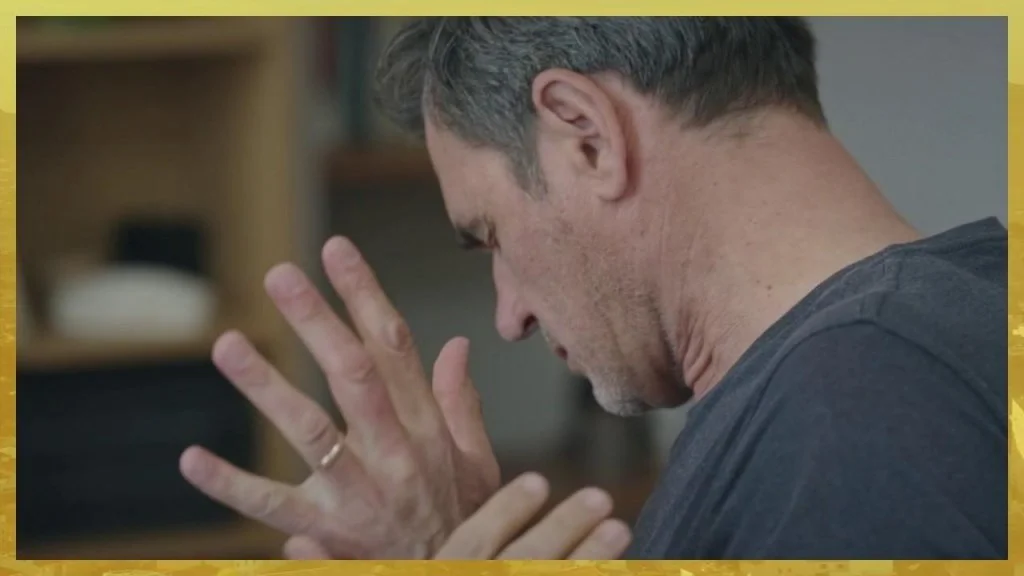 Plus belle la vie Indiscrétion : SOS - Patrick subit la séance de thérapie d’Olivier