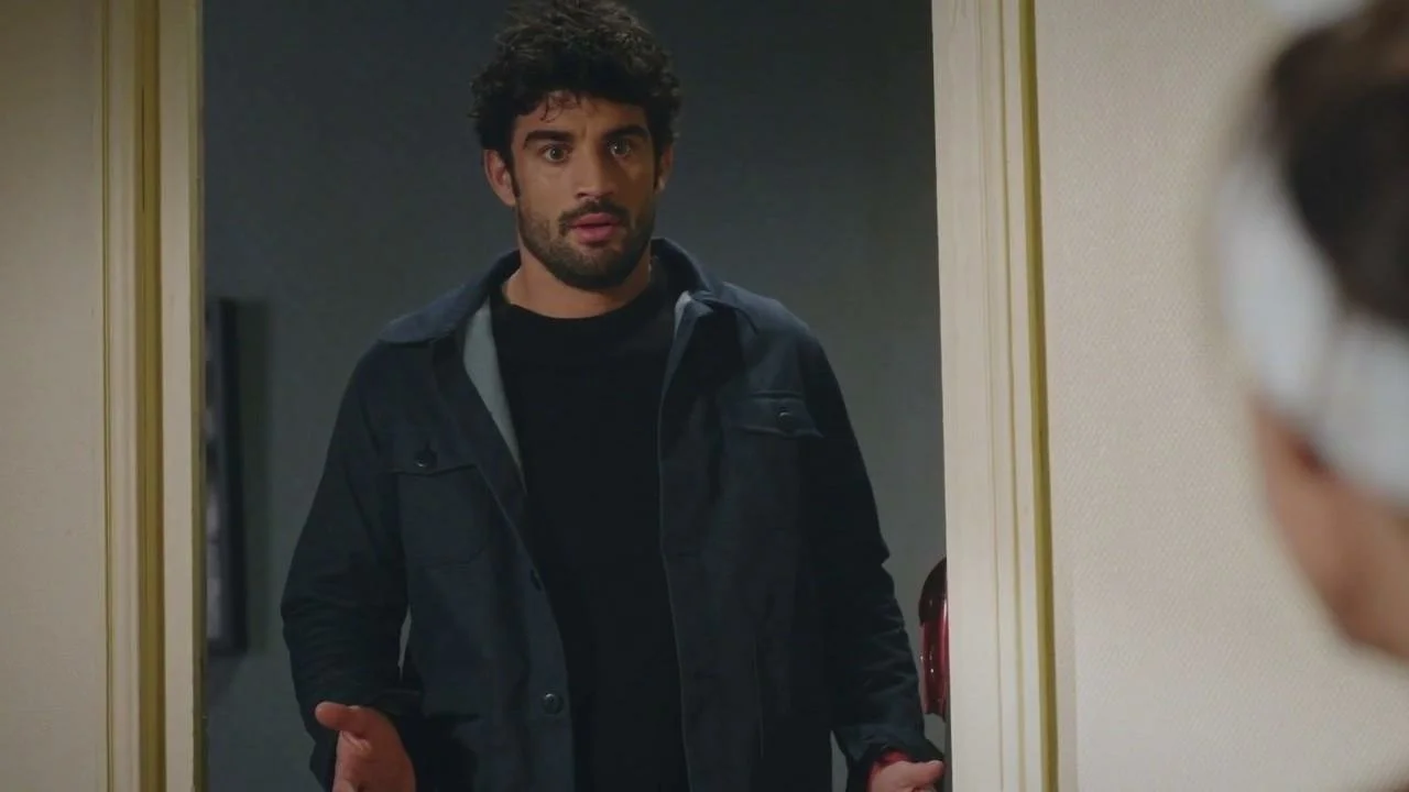 Plus belle la vie Indiscrétion : Sylvia dans une situation compromettante à la coloc