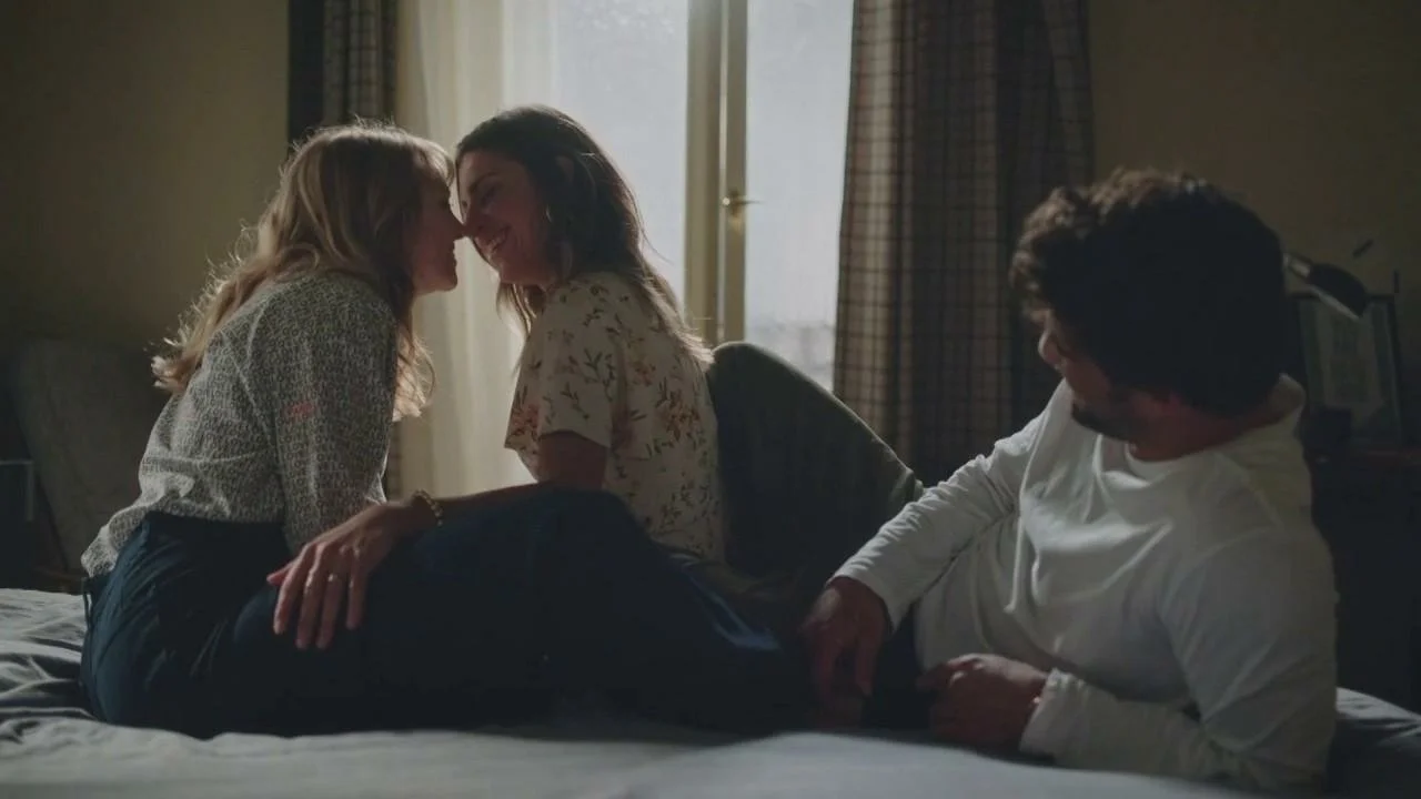 Plus belle la vie Indiscrétion : Un plan à trois à la coloc !