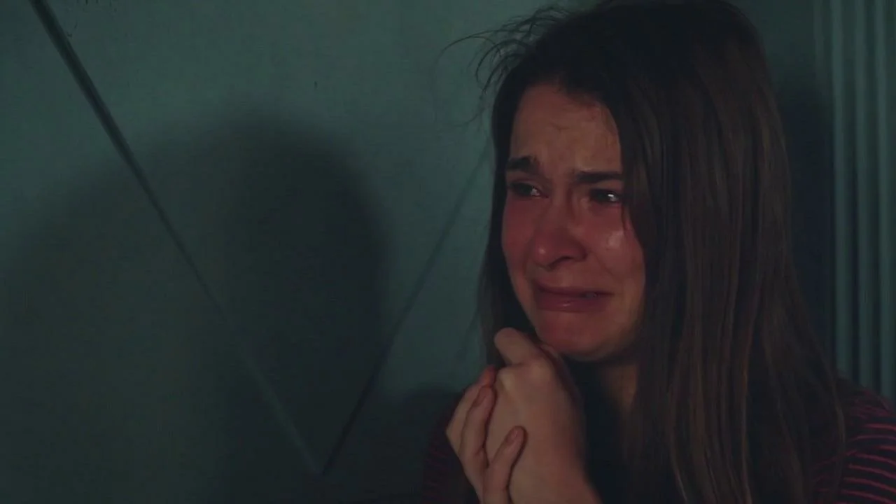 Plus belle la vie Indiscrétion : Une rupture douloureuse pour Lola