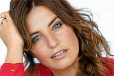 Quand Laetitia Milot (Mélanie) sera-t-elle de retour dans PBLV ? « Soyez patients »