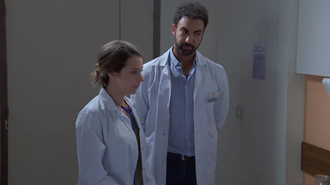 Riva tyrannique contre Léa !