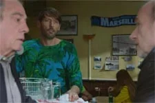 Roland demande à Léo de faire des recherches sur Alpha