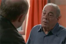 Roland grille le plan de Léo pour lui remonter le moral