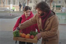 Sabrina demande un service à Maxime