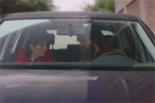 Sabrina et Maxime s’apprêtent à fouiller un squat pour avoir des infos sur la mort de Jerry