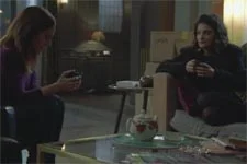 Samia culpabilise d?avoir foutu le bordel pendant l?installation d?Ariane avec Jean-Paul