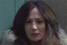 Samia se fait massacrer par Ariane !