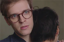 Stan réconforte sa s?ur qui est effondrée !