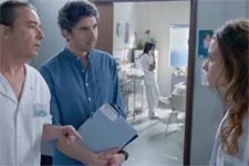 Stéphane et Benoît s?emportent contre Léa pour l?obliger à quitter Camille !