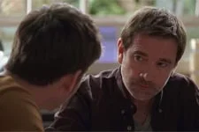 Théo reproche la disparition de sa mère à Clément