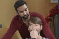 Thomas fait du chantage à Gabriel !