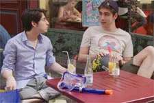 Tom et Théo mentent à Antoine