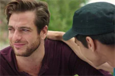 Victor fait ses adieux à Elias !