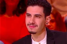 VIDÉO : Jonas Ben Ahmed, premier acteur transgenre dans une série française, se confie sur son arrivée dans PBLV