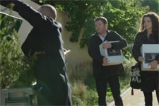 Vincent fait les poubelles