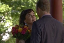 Vincent se montre très romantique avec Jeanne