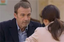 Vincent trouve de nouveaux clients à Johanna pour revenir dans les affaires