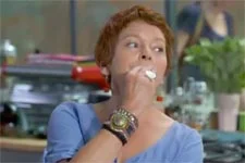 Yolande est bien décidée à garder un secret