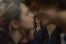Emma découvre la liaison de Baptiste et Alexandra
