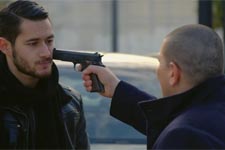 Karim tente de tuer Doumé !