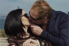 Plus belle la vie en avance : Eric Norman embrasse Samia