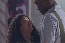 Valère annonce à Mila qu’il va essayer de pacifier sa relation avec sa mère