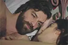 Sabrina suppose que Jerry a trouvé la paix