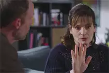 Blanche se fait engager dans un dépôt vente !