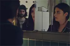 Sabrina voit le fantôme de son ex à la coloc !