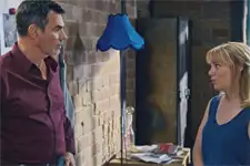 Patrick explique à Emilie pourquoi il n’aime pas Kévin !