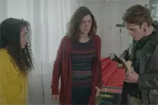Plus belle la vie en avance : Mila et Jennifer menacées par Syd !