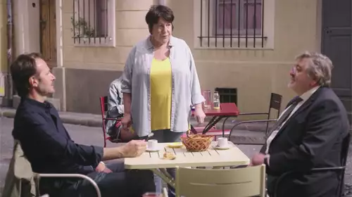 Intrigues Plus belle la vie : Claire comprend qu’elle a peut-être sauvé la vie amoureuse de Léo !