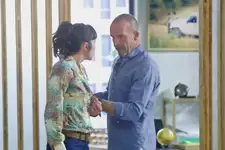 Plus belle la vie en avance : Vincent confronte Cerise à son mensonge !