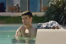 César fait une demande SPÉCIALE à Sabrina !