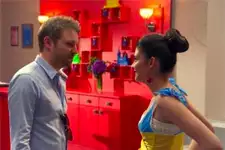 INDISCRÉTION : Nathan va-t-il réussir à sortir de la friend zone avec Sabrina ?